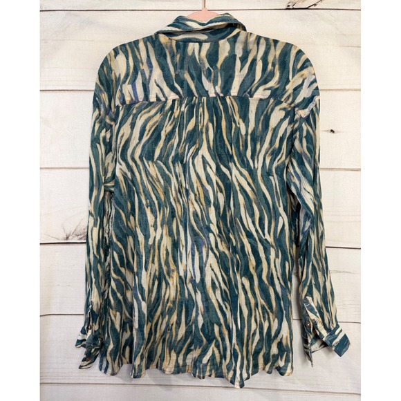 Pilcro Anthropologie Smocked Animal Print Cotton Button Down Shirt Teal XS - Picture 7 of 7